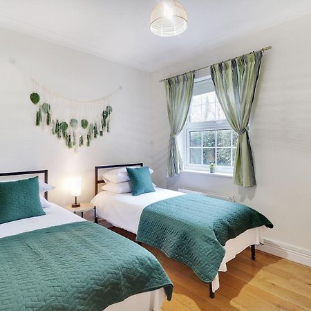 Perfect Home In Central Tunbridge Wells, Sleeps 10 Dış mekan fotoğraf